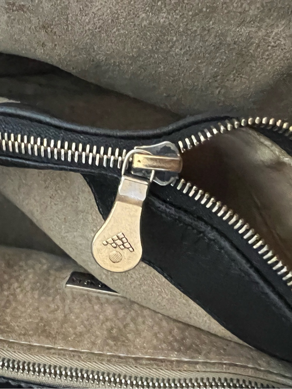 Vintage Bottega Veneta Intrecciato Shoulder Bag - Picture 11 of 12